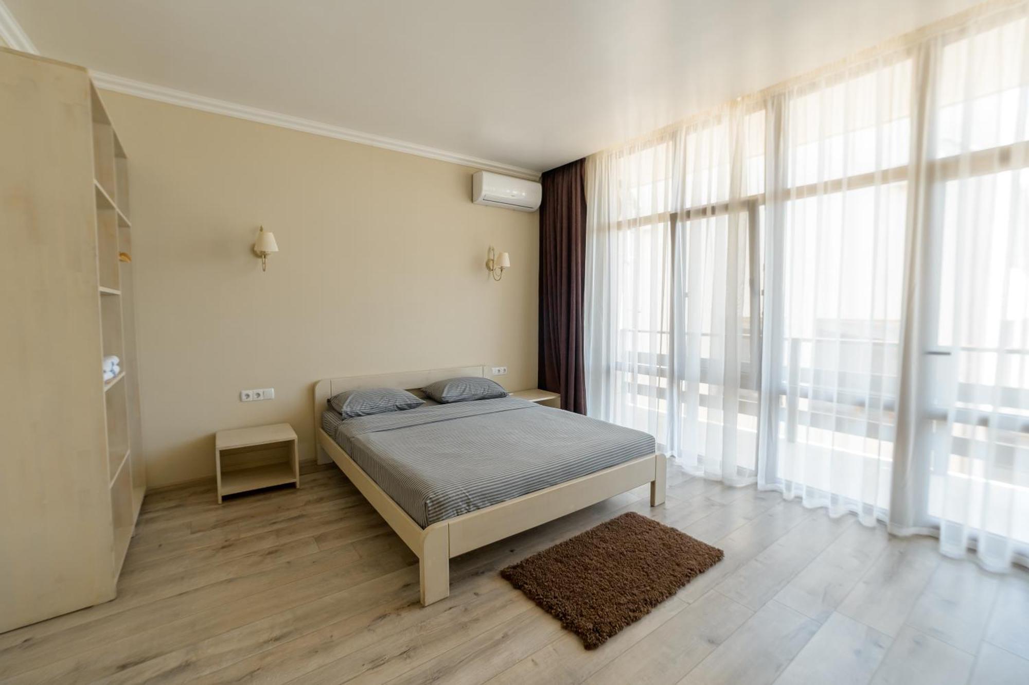 Prichal 80 Hotel Затока Экстерьер фото