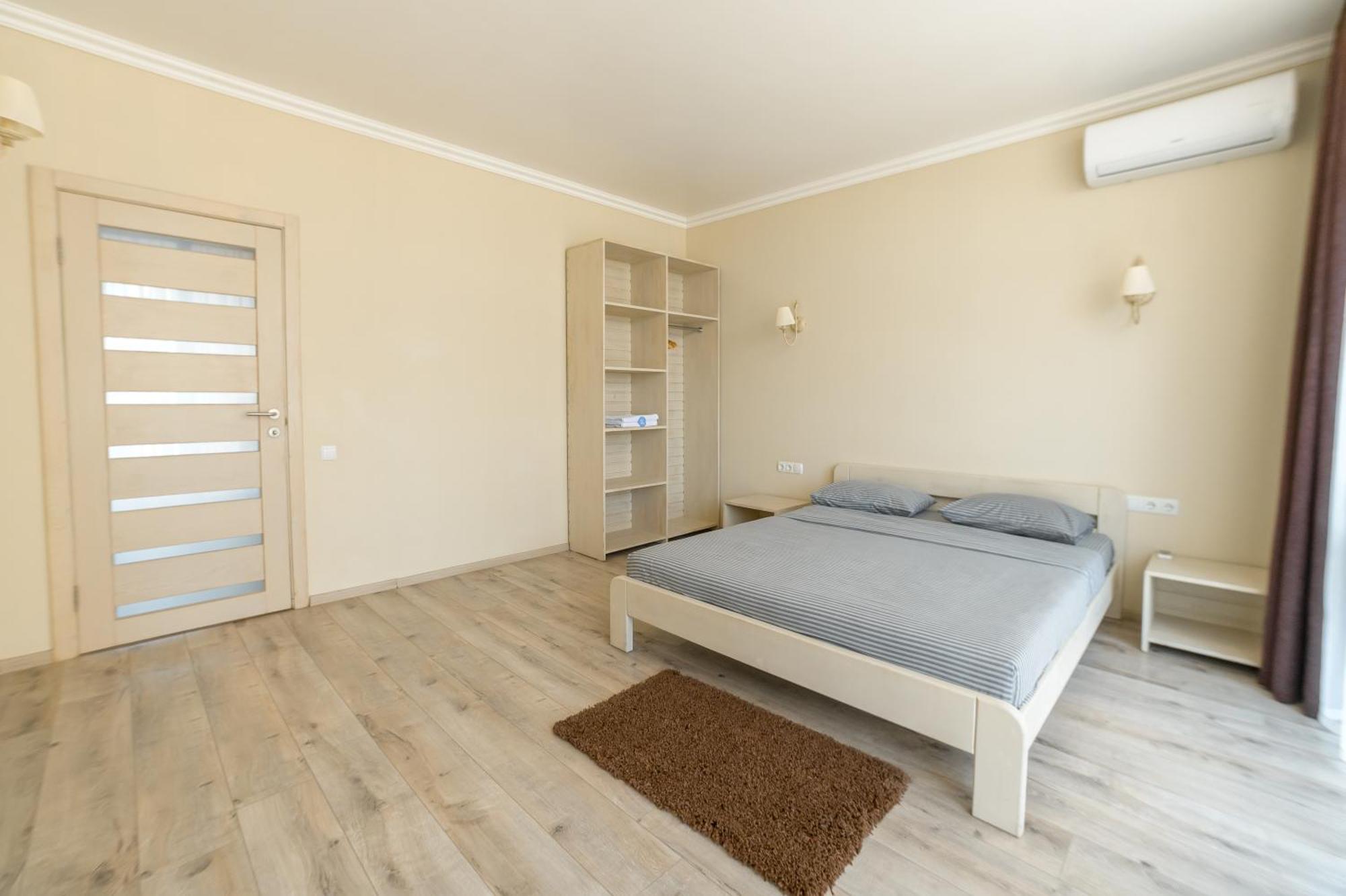 Prichal 80 Hotel Затока Экстерьер фото